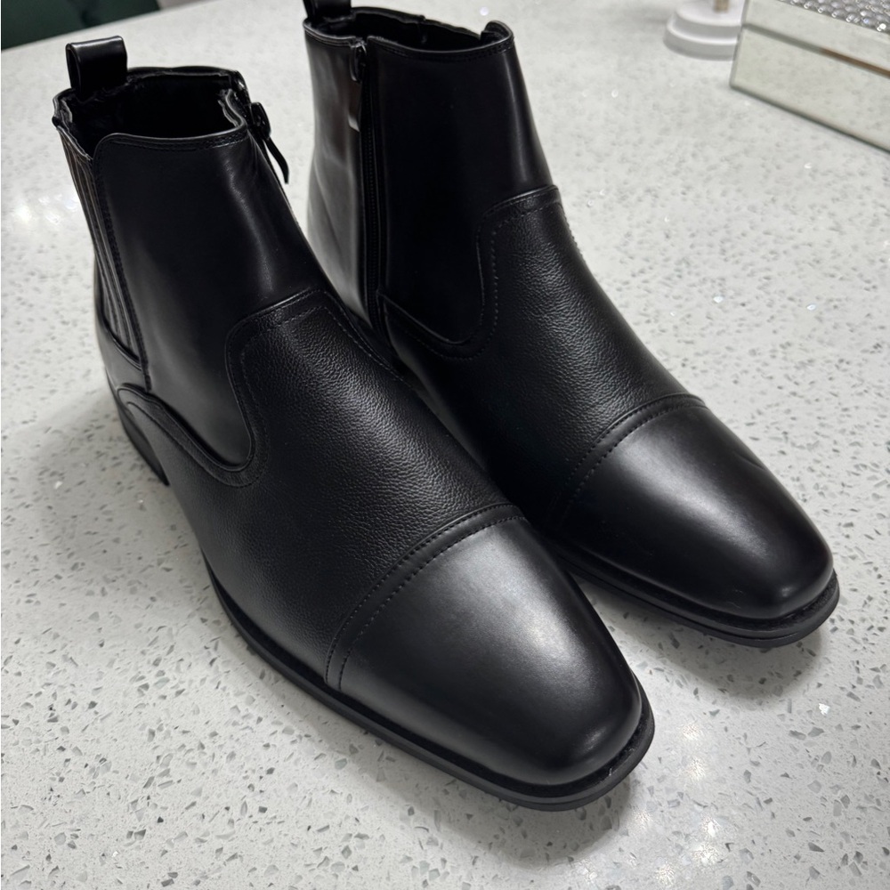 Men's Black Leather Ankle Boots and Brown Ankle boots 🤩2 PAIRS 🤩